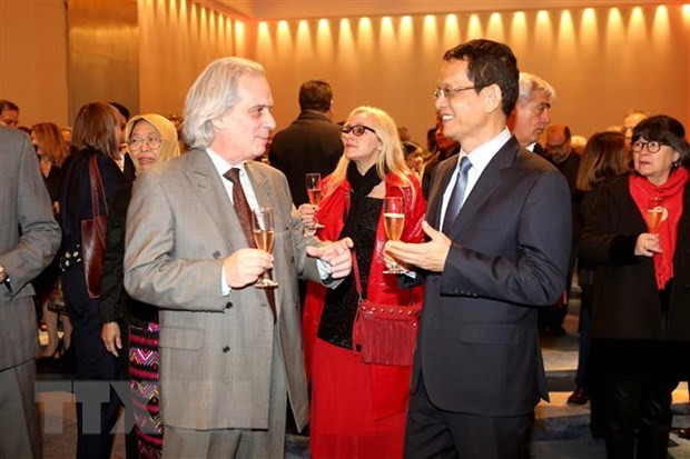 Celebran Día Nacional de Vietnam en Argentina ảnh 1 Celebran Día Nacional de Vietnam en Argentina ảnh 1