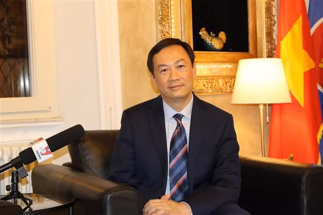 Proponen soluciones para impulsar el intercambio comercial Vietnam - Italia ảnh 1