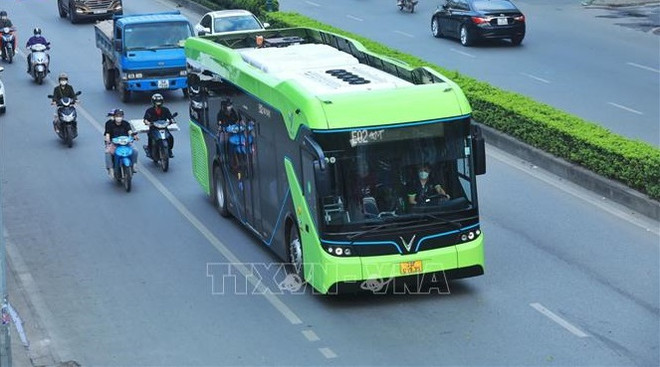 Hoja de ruta de electrificación de autobuses en Hanoi ảnh 1