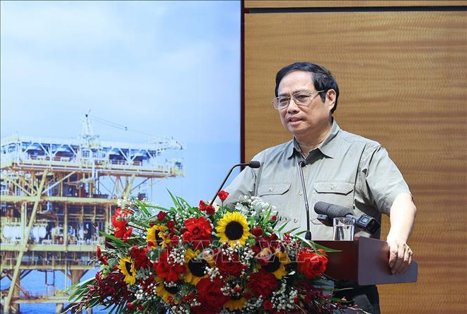Primer ministro de Vietnam insta a PetroVietnam garantizar energía para el país ảnh 1 Primer ministro de Vietnam insta a PetroVietnam garantizar energía para el país ảnh 1