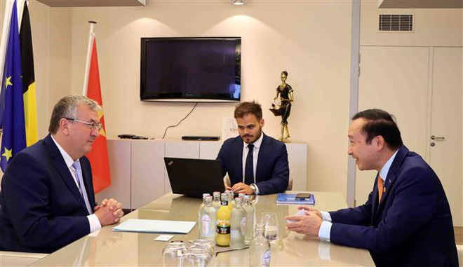 Vietnam y la Comunidad belga francófona fortalecen cooperación ảnh 1 Vietnam y la Comunidad belga francófona fortalecen cooperación ảnh 1