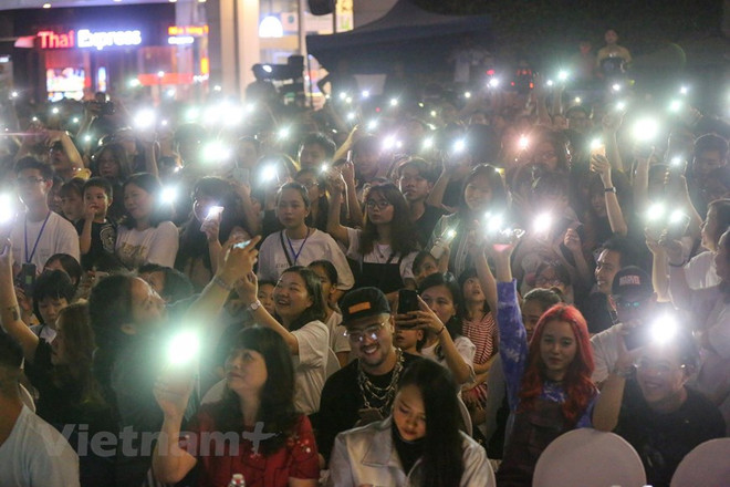 Vietnam se sume a la Hora de Planeta ảnh 1
