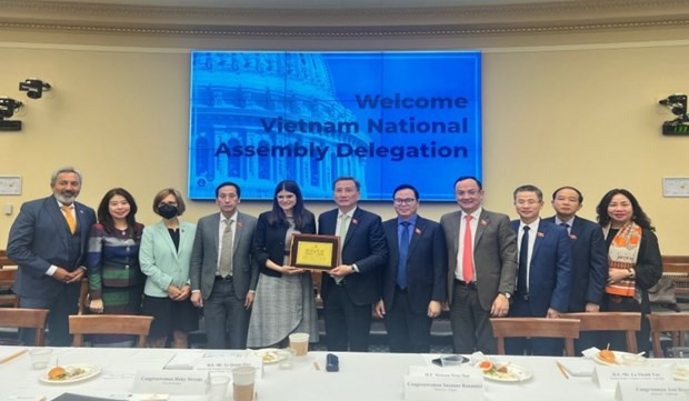 Vietnam y EE.UU. promueven cooperación en tecnología y medio ambiente ảnh 1 Vietnam y EE.UU. promueven cooperación en tecnología y medio ambiente ảnh 1