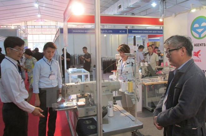Unas 200 entidades foráneas participarán en Exposición Internacional de industria textil en Hanoi ảnh 1 Unas 200 entidades foráneas participarán en Exposición Internacional de industria textil en Hanoi ảnh 1
