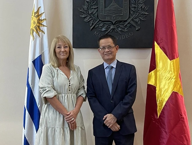 Vietnam y Uruguay fortalecen cooperación ảnh 2 Vietnam y Uruguay fortalecen cooperación ảnh 2
