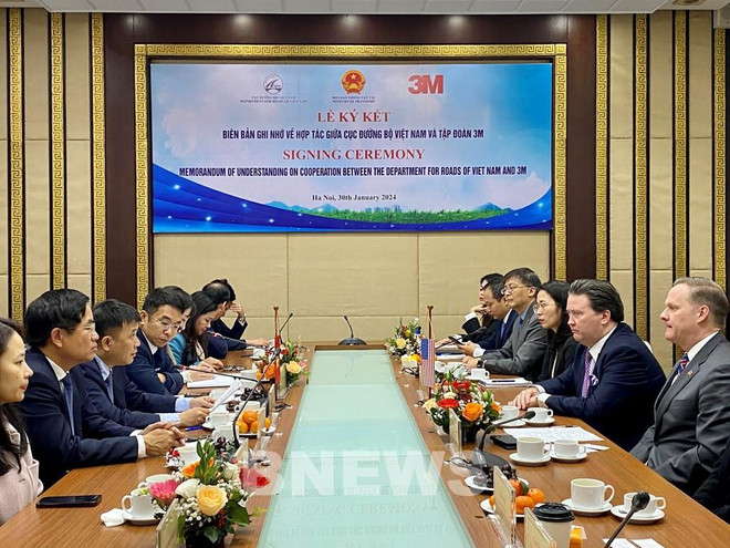 Vietnam colabora con grupo estadounidense para mejorar seguridad vial ảnh 2