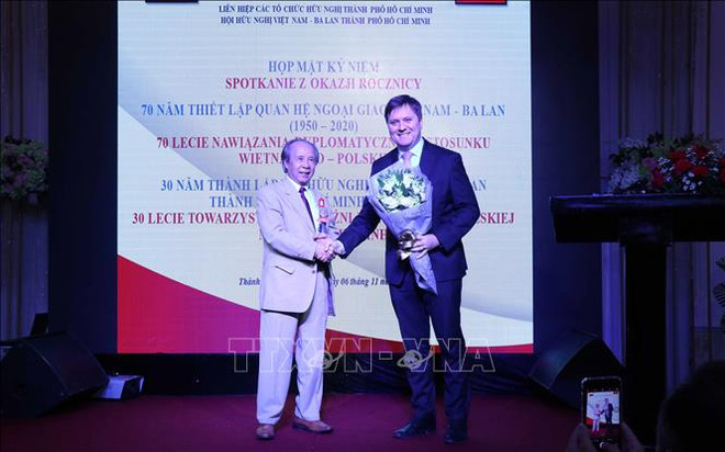 Conmemoran aniversario de relaciones Vietnam-Polonia ảnh 1 Conmemoran aniversario de relaciones Vietnam-Polonia ảnh 1