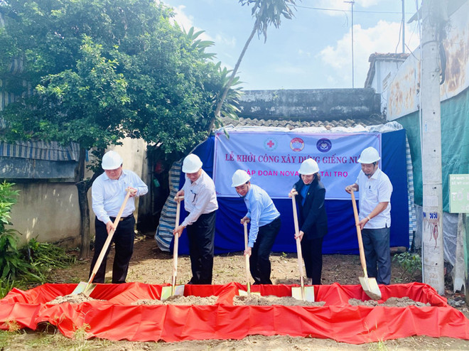 Ben Tre inicia la excavación de 200 pozos en áreas afectadas por la intrusión salina y la sequía ảnh 1 Ben Tre inicia la excavación de 200 pozos en áreas afectadas por la intrusión salina y la sequía ảnh 1