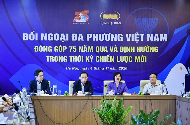 Efectúan seminario sobre diplomacia multilateral de Vietnam ảnh 1 Efectúan seminario sobre diplomacia multilateral de Vietnam ảnh 1