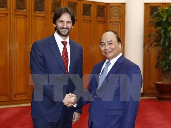 Vietnam y Eslovaquia se empeñan en elevar valor del intercambio comercial ảnh 1 Vietnam y Eslovaquia se empeñan en elevar valor del intercambio comercial ảnh 1