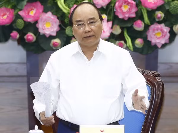 Premier vietnamita pide aumentar asistencia a empresas ảnh 1
