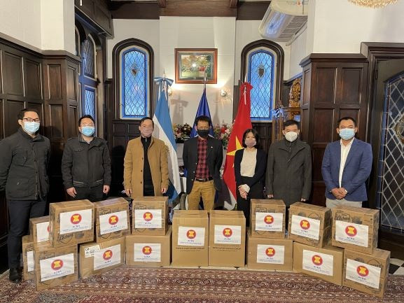 ACBA entrega donaciones a los pobres en Argentina ảnh 1 ACBA entrega donaciones a los pobres en Argentina ảnh 1
