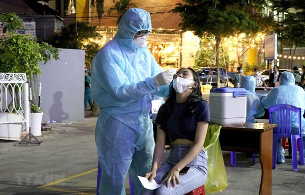 Vietnam confirma otros 330 nuevos casos de COVID-19   ảnh 1 Vietnam confirma otros 330 nuevos casos de COVID-19   ảnh 1