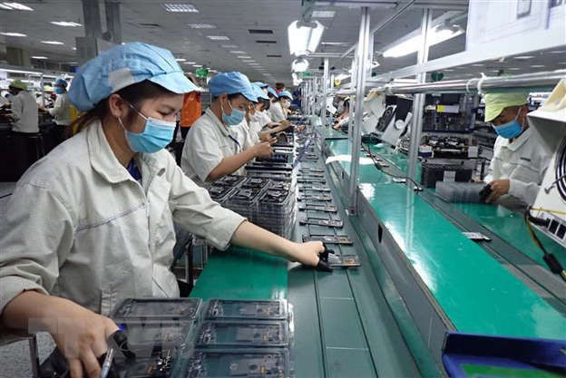 Localidades del sur de Vietnam reciben a empleados que vuelven al trabajo ảnh 2 Localidades del sur de Vietnam reciben a empleados que vuelven al trabajo ảnh 2