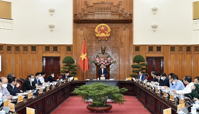 Primer ministro vietnamita pide garantizar eficiencia de recuperación socioeconómica ảnh 1 Primer ministro vietnamita pide garantizar eficiencia de recuperación socioeconómica ảnh 1