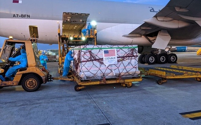 Llegan a Vietnam más de dos millones de dosis de vacuna Pfizer de Estados Unidos ảnh 1 Llegan a Vietnam más de dos millones de dosis de vacuna Pfizer de Estados Unidos ảnh 1