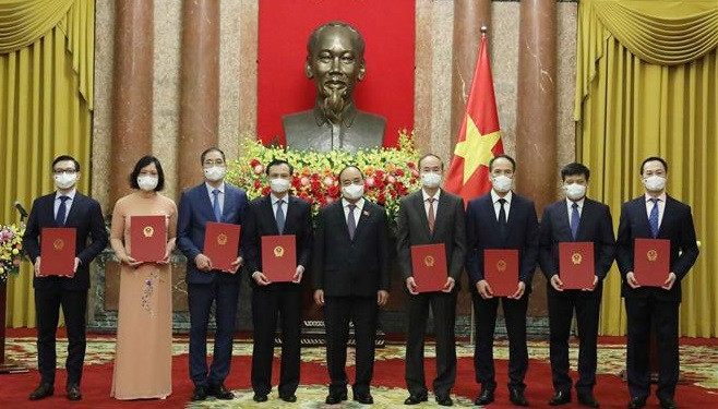 Presidente vietnamita asigna tareas a nuevos embajadores del país en el exterior ảnh 1 Presidente vietnamita asigna tareas a nuevos embajadores del país en el exterior ảnh 1