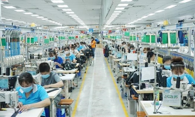 Localidades del sur de Vietnam reciben a empleados que vuelven al trabajo ảnh 1 Localidades del sur de Vietnam reciben a empleados que vuelven al trabajo ảnh 1