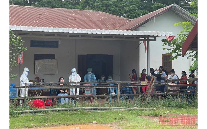 Vietnam sigue apoyando a Laos en lucha contra el COVID-19 ảnh 1 Vietnam sigue apoyando a Laos en lucha contra el COVID-19 ảnh 1