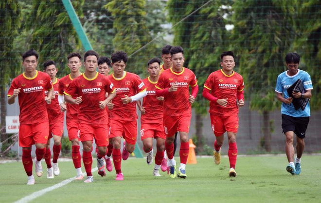 Anuncian lista de futbolistas vietnamitas para eliminatorias de Copa Asiática sub-23 ảnh 1
