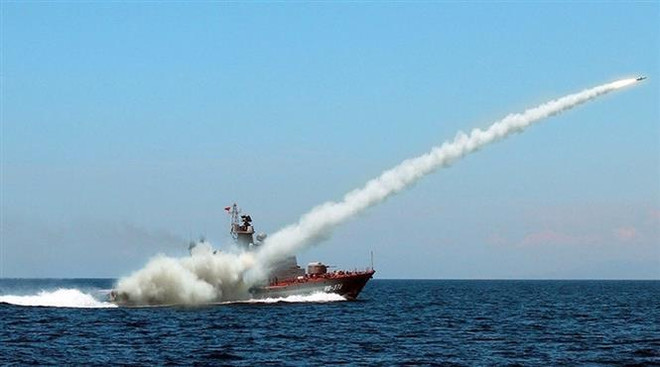 Celebran acto solemne por el 60 aniversario de apertura de la ruta marítima Ho Chi Minh ảnh 2