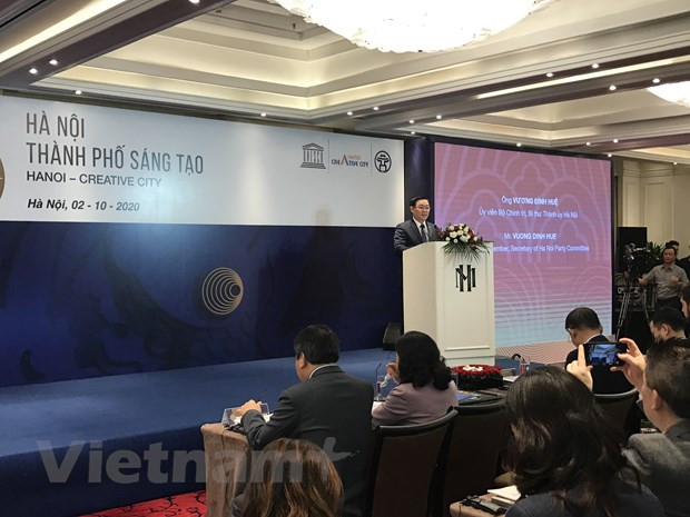 Efectúan coloquio sobre construcción de una Hanoi creativa ảnh 1