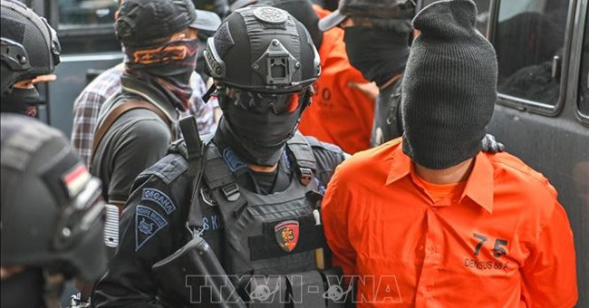 Arrestan a cuatro presuntos terroristas en Indonesia ảnh 1 Arrestan a cuatro presuntos terroristas en Indonesia ảnh 1