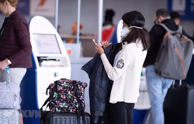 Lanza Vietnam concurso de carteles a favor de lucha contra COVID-19 ảnh 1