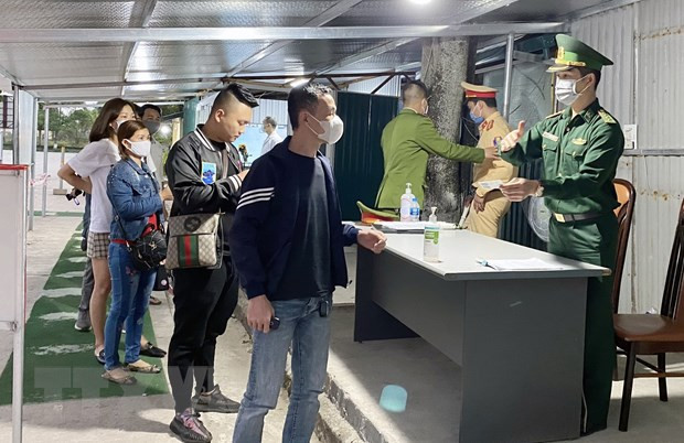 Provincia vietnamita establece puertas de control ante brote epidémico ảnh 1 Provincia vietnamita establece puertas de control ante brote epidémico ảnh 1