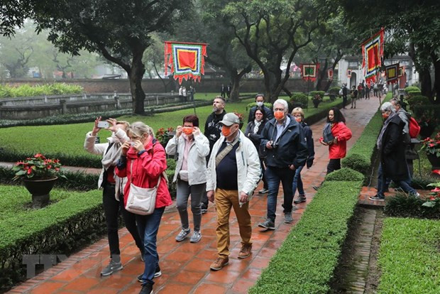 Hanoi cierra sitios históricos y bares por COVID-19 ảnh 1 Hanoi cierra sitios históricos y bares por COVID-19 ảnh 1