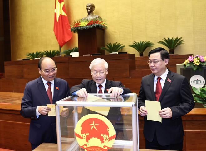 Parlamento de Vietnam procede a elegir a jefes de Estado y de Gobierno ảnh 1 Parlamento de Vietnam procede a elegir a jefes de Estado y de Gobierno ảnh 1