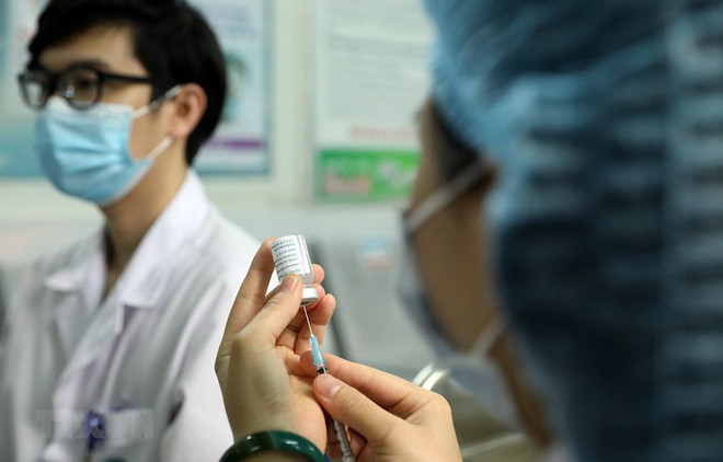 Más de 55 mil vietnamitas inyectados con vacunas contra COVID-19 ảnh 1 Más de 55 mil vietnamitas inyectados con vacunas contra COVID-19 ảnh 1