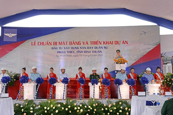 Comienzan construcción de aeropuerto en provincia vietnamita de Binh Thuan ảnh 2 Comienzan construcción de aeropuerto en provincia vietnamita de Binh Thuan ảnh 2