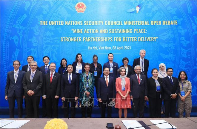 Vietnam preside reunión del Consejo de Seguridad de ONU sobre superación de secuelas de minas ảnh 1 Vietnam preside reunión del Consejo de Seguridad de ONU sobre superación de secuelas de minas ảnh 1