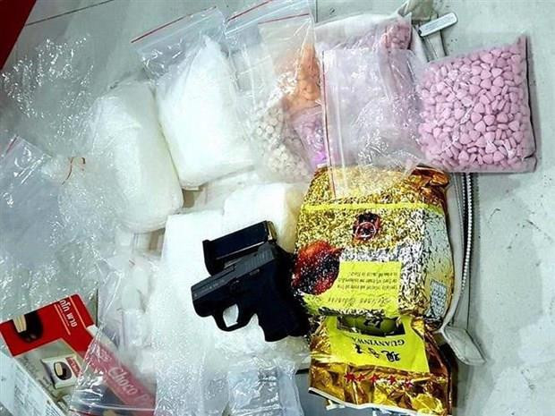 Policía vietnamita desarticula red dedicada al tráfico de drogas desde Camboya ảnh 1 Policía vietnamita desarticula red dedicada al tráfico de drogas desde Camboya ảnh 1
