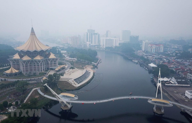 Suministran en Malasia máscaras a pobladores en áreas afectadas por incendios forestales de Indonesia ảnh 1 Suministran en Malasia máscaras a pobladores en áreas afectadas por incendios forestales de Indonesia ảnh 1