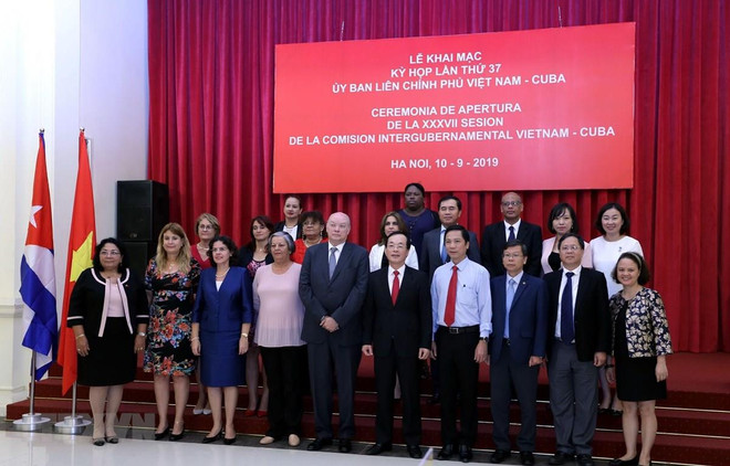 Sesiona en Hanoi Comisión Intergubernamental Vietnam-Cuba ảnh 1 Sesiona en Hanoi Comisión Intergubernamental Vietnam-Cuba ảnh 1