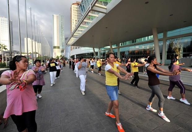 Aprueban en Indonesia disposición legislativa contra el matrimonio infantil ảnh 1