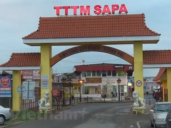 Promueven en República Checa cultura de negocios de empresas vietnamitas ảnh 1