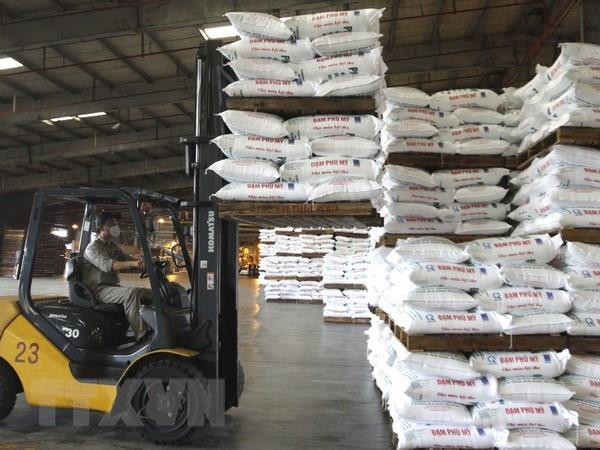 Productores vietnamitas de fertilizantes ante cuestión de mejorar la producción ảnh 1 Productores vietnamitas de fertilizantes ante cuestión de mejorar la producción ảnh 1