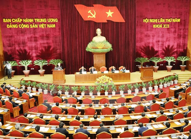 Comité Central del Partido Comunista de Vietnam inicia quinto pleno ảnh 1