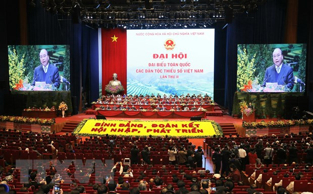 Premier vietnamita enaltece aportes de minorías étnicas a progreso nacional ảnh 2 Premier vietnamita enaltece aportes de minorías étnicas a progreso nacional ảnh 2