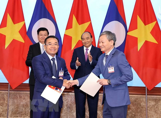 Empresa vietnamita firma acuerdos para comprar electricidad de Laos ảnh 1 Empresa vietnamita firma acuerdos para comprar electricidad de Laos ảnh 1