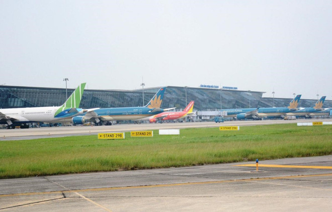 Proponen incluir dos aeropuertos para recibir a vietnamitas repatriados ảnh 1 Proponen incluir dos aeropuertos para recibir a vietnamitas repatriados ảnh 1