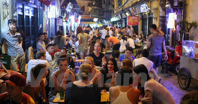 Distrito de Hoan Kiem promueve actividades económicas nocturnas ảnh 1