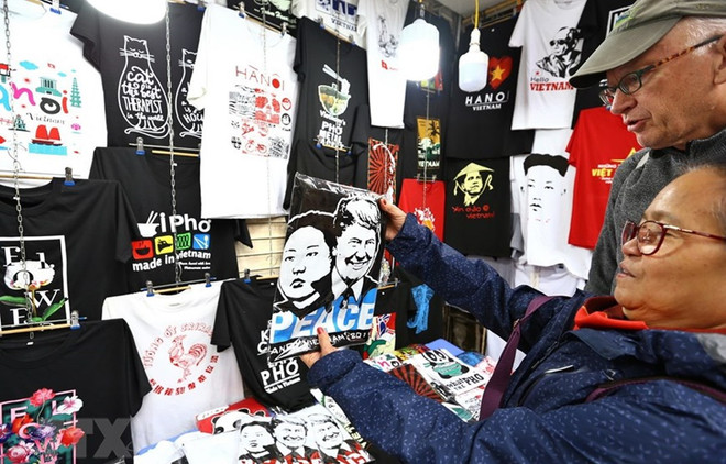 Destaca prensa india aumento de ventas en tiendas en Hanoi en ocasión de Cumbre EE.UU.- RPDC ảnh 1 Destaca prensa india aumento de ventas en tiendas en Hanoi en ocasión de Cumbre EE.UU.- RPDC ảnh 1