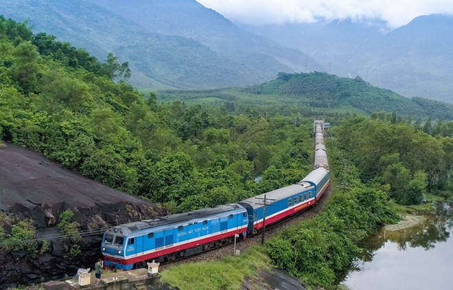 Coopera Corea del Sur con el desarrollo de servicios ferroviarios de Vietnam ảnh 1 Coopera Corea del Sur con el desarrollo de servicios ferroviarios de Vietnam ảnh 1