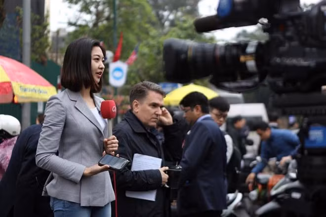 Ofrece Vietnam variadas experiencias culturales a reporteros que cubren segunda cumbre EE.UU.-RPDC ảnh 1