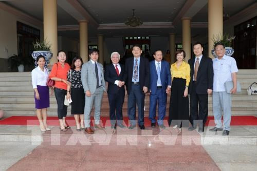 Visitan empresarios chinos y sudcoreanos provincia vietnamita de Binh Phuoc ảnh 1 Visitan empresarios chinos y sudcoreanos provincia vietnamita de Binh Phuoc ảnh 1