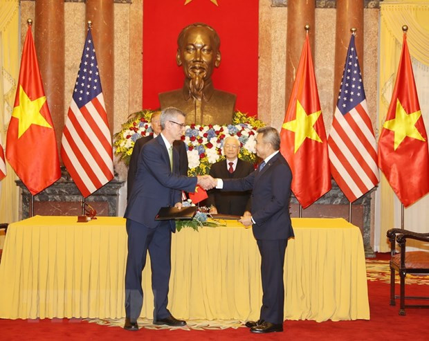 Firman acuerdos multimillonarios aerolíneas vietnamitas y compañías estadounidenses ảnh 3 Firman acuerdos multimillonarios aerolíneas vietnamitas y compañías estadounidenses ảnh 3